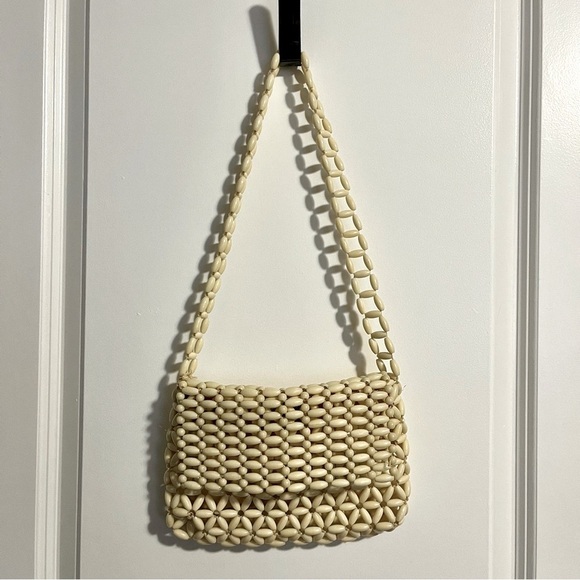 Vintage Walbaeg hand-beaded bag, made in Hong Kong, flower pattern beads. - Picture 1 of 9